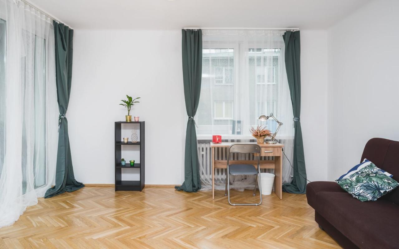Sunshine Parkside Hideaway - 3 Bedroom - By Upstairs Kraków Eksteriør billede