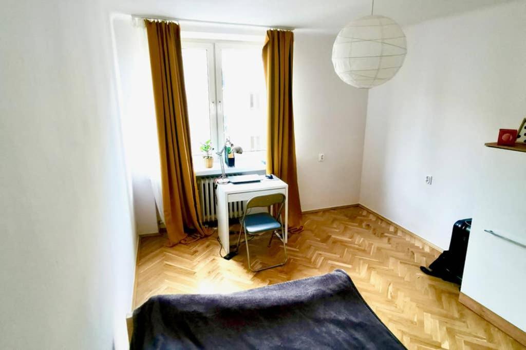 Sunshine Parkside Hideaway - 3 Bedroom - By Upstairs Kraków Eksteriør billede